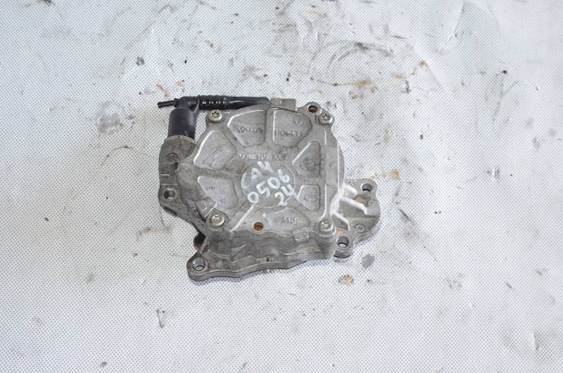 Pompa wakum VW Passat B6 B7 Golf V VI Skoda Octavia II Seat Leon 1.6 TDI