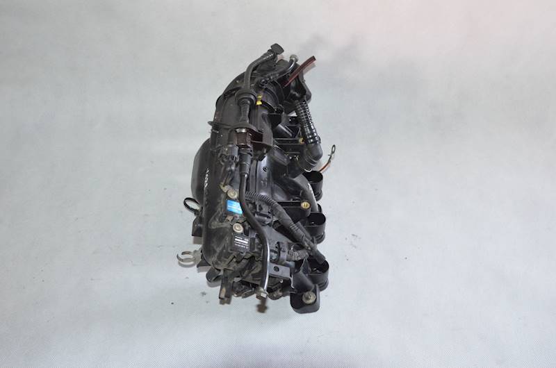 Kolektor ssący Opel Astra J Meriva B 1.4 TURBO