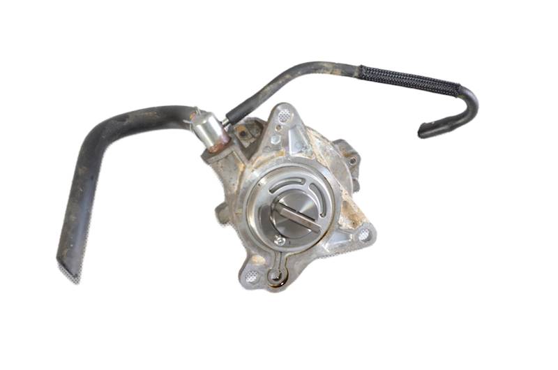 Pompa wakum Suzuki Vitara III SX4 S-CROSS 1.4 16V T TURBO K14C 4x4