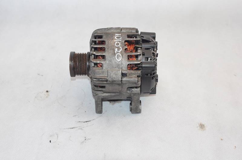Alternator Renault Trafic II Opel Vivaro A Primastar 2.0 DCI M9R TG15C058 