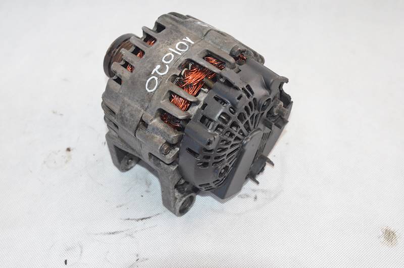Alternator Renault Trafic II Opel Vivaro A Primastar 2.0 DCI M9R TG15C058 