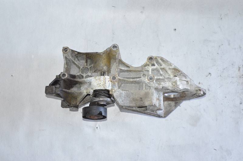 Łapa alternatora VW Passat B8 Seat Exeo Audi A4 B8 A6 C7 Q5 2.0 TDI CGL CFF
