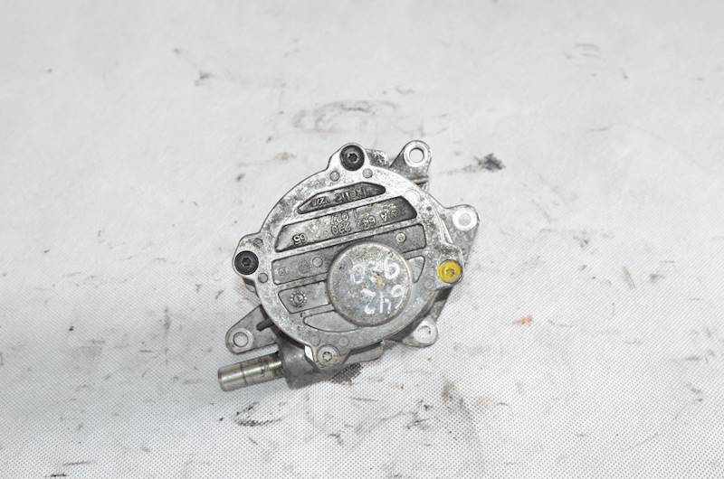 Pompa wakum Mercedes S-klasa W221 E W211 CLS W219 Sprinter 3.0 CDI OM642