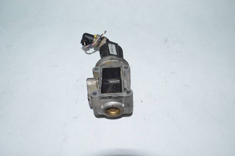 Zawór EGR Opel Vectra C Signum Zafira B 2.2 16V 147 KM Z22SE 12569552