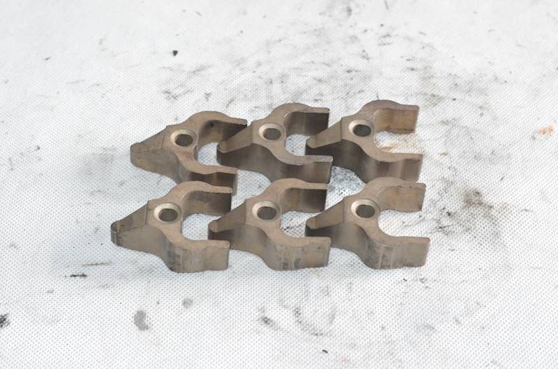 Łapa Mocowanie wtryskiwaczy BMW E87 E90 E60 X3 X5 E70 2.0 3.0 D N47 N57 KPL