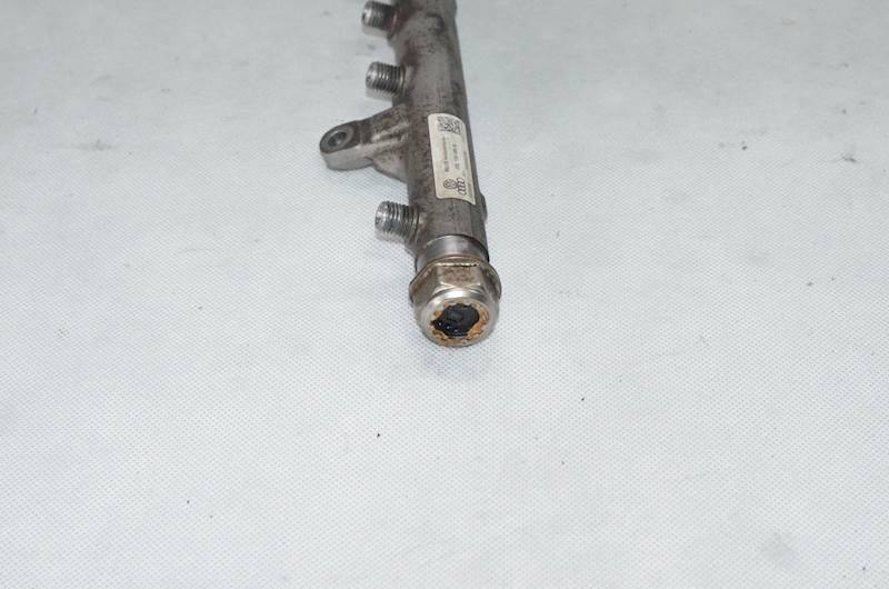 Listwa wtryskowa VW Polo VI Passat B6 B7 1.6 TDI CAY CZUJNIK 03L130089B