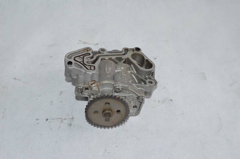 Pompa oleju VW Passat B8 Tiguan Seat Leon Skoda SuperB Audi A3 1.4 TSI CZC