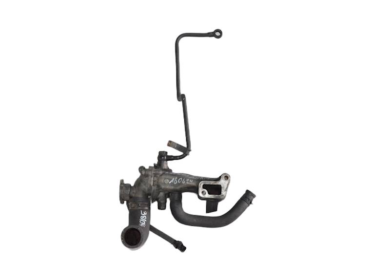 Obudowa termostatu Kia Carnival Hyundai Terracan 2.9 CRDI 127 144 150 KM J3