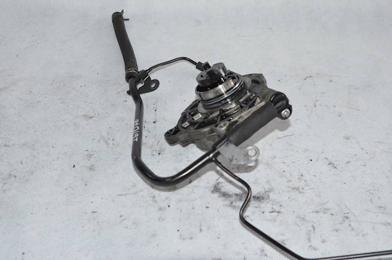 Pompa wakum Kia Sorento I Hyundai H1 2.5 CRDI D4CB 140 170 KM 28810-4A800