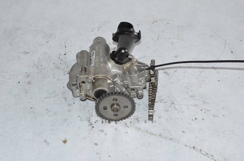Pompa oleju VW Passat B8 Tiguan Seat Leon Skoda SuperB Audi A3 1.4 TSI CZC