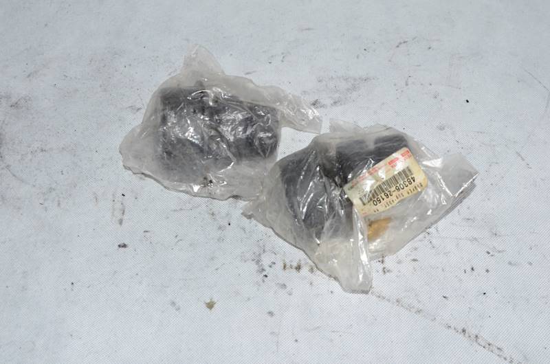 Odbój zawieszenia amortyzatora gumowy Toyota Hiace 48306-26150 4830626150