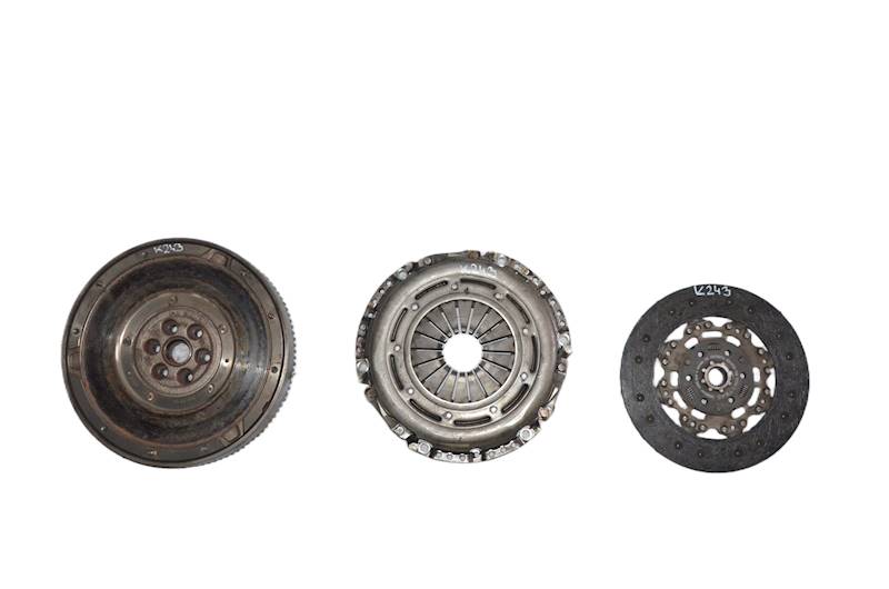 Koło dwumasowe Ford C-Max II Focus Mk3 S-Max Mondeo MK4 Volvo 1.5 1.6 TDCI