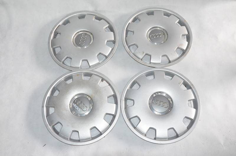 Kołpaki Audi A4 S4 B7 8E 8H A6 C5 C6 4B0601147D 16" Oryginalne 4B0601147D
