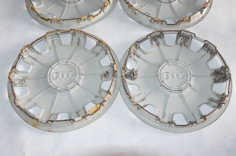 Kołpaki Audi A4 S4 B7 8E 8H A6 C5 C6 4B0601147D 16" Oryginalne 4B0601147D