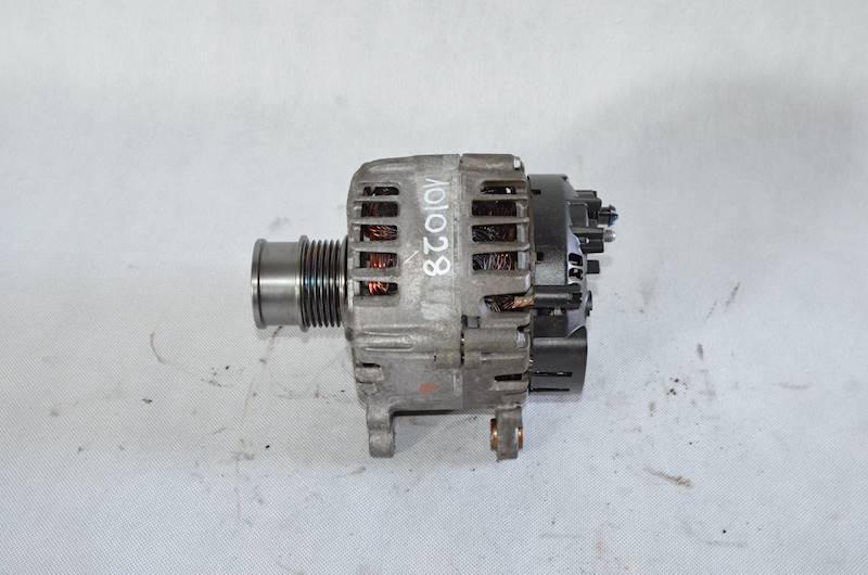 Alternator VW Golf VII Passat B7 B8 Touran Skoda Octavia II 1.4 TSI CAX CAV