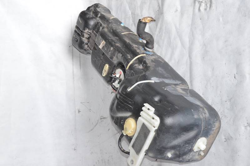 Zbiornik paliwa + pompa Renault Master III IV Opel Movano NV400 2.3 DCI