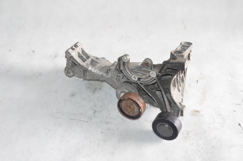 Łapa Wspornik Alternatora Audi A4 A6 Passat B5 FL Skoda SuperB 1.9 TDI AVF