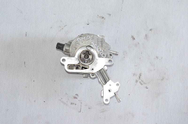 Pompa wakum VW Golf V Caddy Passat B6 Audi A3 Skoda SuperB 2.0 TDI BMP