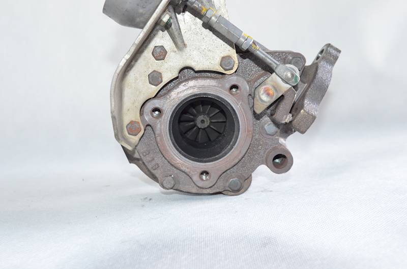 Turbina Toyota Avensis Corolla Verso RAV 4 III 2.2 D-4D 2AD-FTV 17201-26020