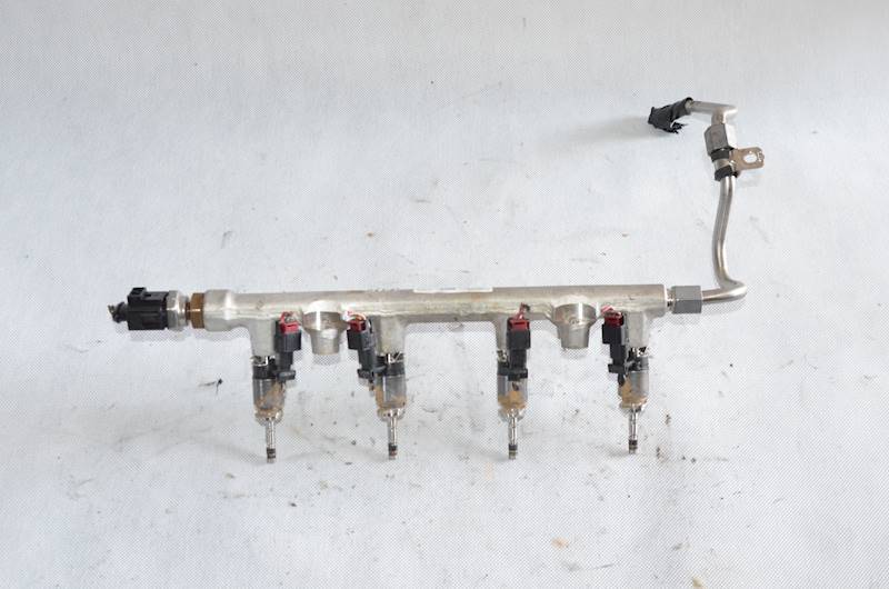 Listwa wtryskowa wtrysk VW Golf VII Passat B8 Skoda Octavia 1.5 TSI DAC KPL
