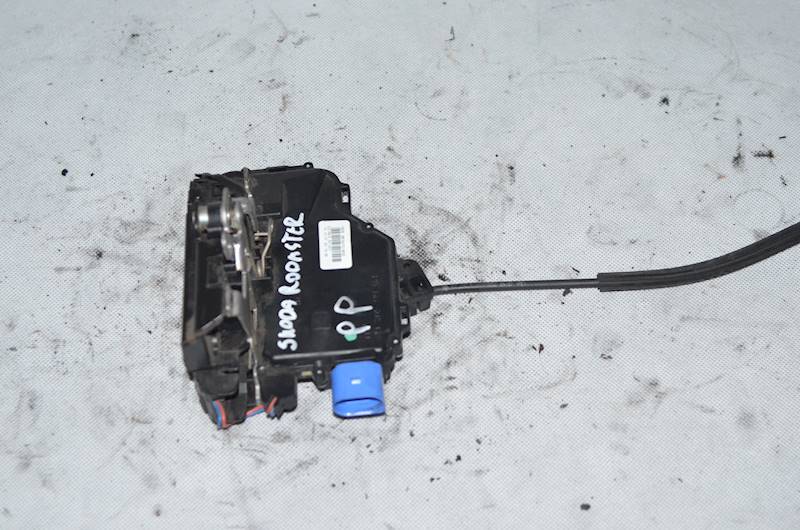 Zamek drzwi przód prawy Seat Ibiza Skoda Fabia Roomster 3B1837016CE 8 PIN