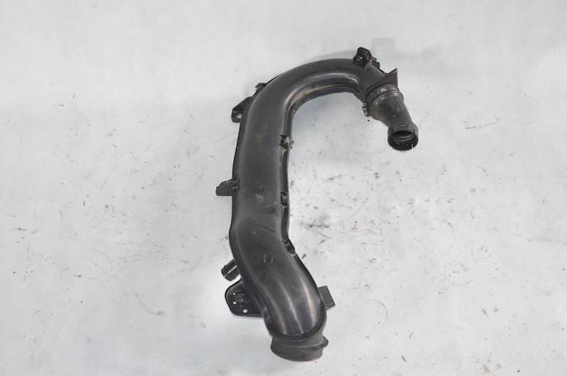 Przewód Dolot intercoolera Citroen C5 Ford Mondeo MK4 S-Max 2.0 TDCI UFDA
