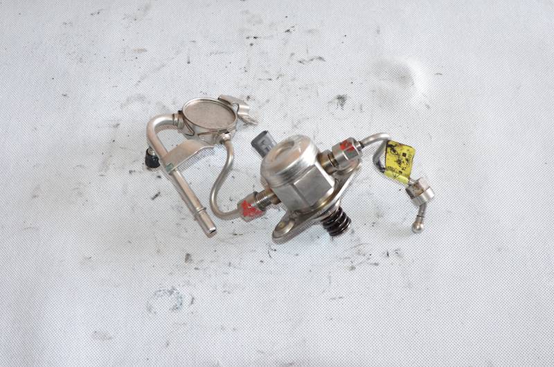 Pompa paliwa Opel Insignia A Astra J Zafira C 2.0 Turbo A20NHT 0261520038