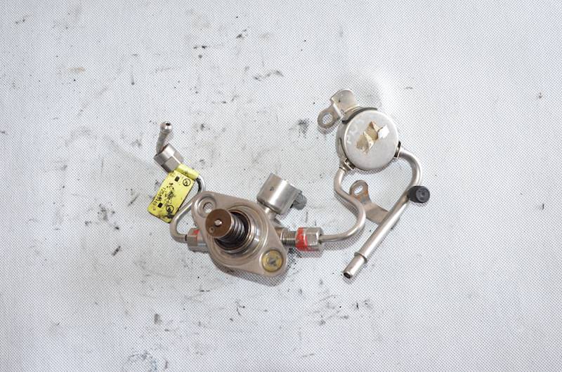 Pompa paliwa Opel Insignia A Astra J Zafira C 2.0 Turbo A20NHT 0261520038