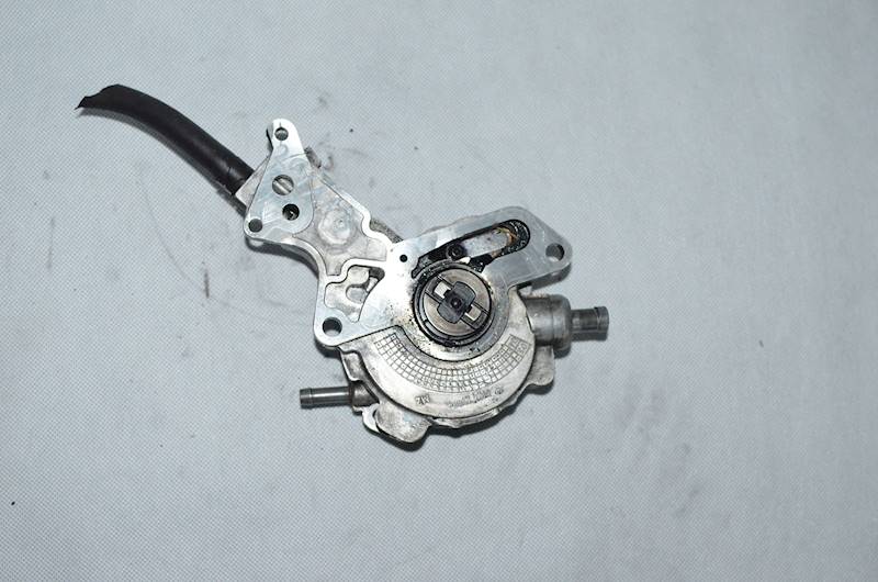Pompa wakum VW Golf V Passat B5 FL Audi Seat 1.9 2.0 TDI AWX AVF BKC BXE