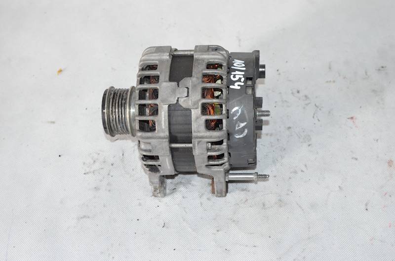 Alternator VW Passat B7 Golf VI Touran Skoda Octavia 2.0 TDI CBB CFF 180 A