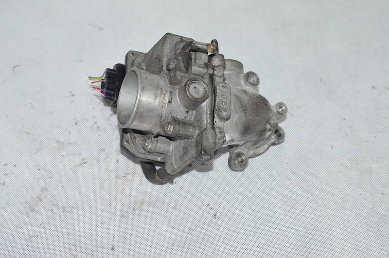 Przepustnica Mazda  6 II GH 3 CX-7 CX-5 2.2 CITD MZR-CD R2AA R2AA136B0