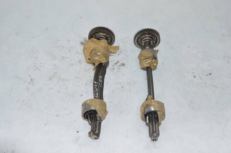 Wałek balansowy VW Golf VII Passat B8 Seat Leon ST 2.0 TDI CRB CRL KPL 2szt