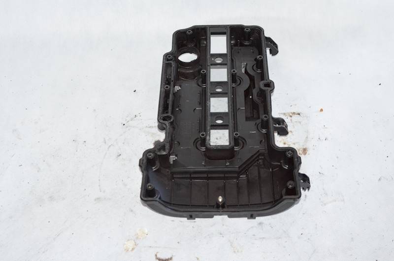 Pokrywa zaworów Opel Astra IV J Meriva B Corsa D E 1.4 16V A14XER 55561426