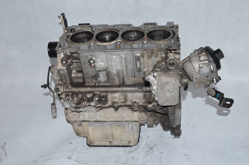 Blok silnika Peugeot Partner Expert 3008 Citroen C5 Berlingo 1.5 HDI YH01