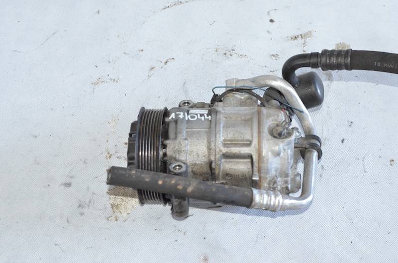 Sprężarka klimatyzacji Mercedes C W203 W204 E W211 1.8 KOMPRESOR OM271.940