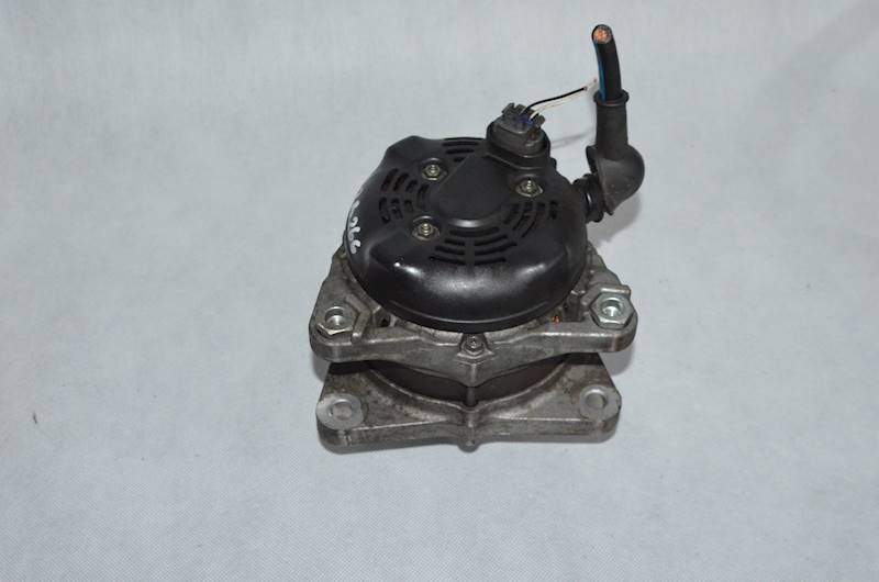 Alternator Suzuki Grand Vitara II 1.9 DDIS F9 F9QB266 130KM 4x4 104210-4660