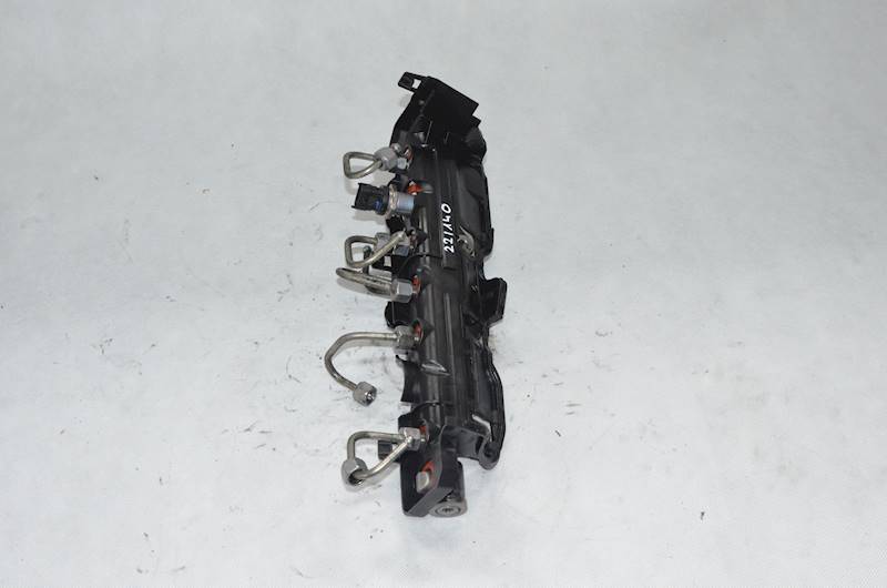 Listwa wtryskowa osłona Suzuki Grand Vitara II 1.9 DDIS F9 130 KM+ CZUJNIK 