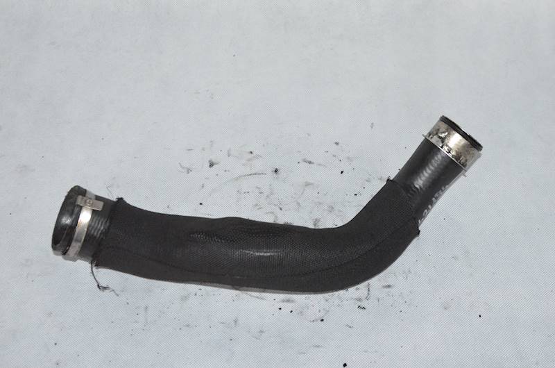 Przewód wąż intercoolera turbo Audi A4 B7 A6 C6 2.0 TDI 16V 140 KM BLB BRE