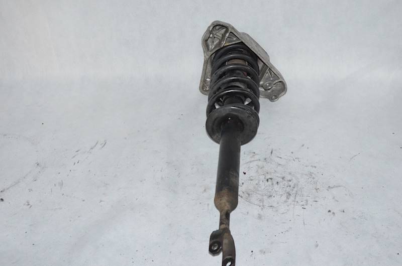 Amortyzator Lewy Prawy przód Audi A6 C6 2.0 TDI 16V 140 BLB BRE 4F0413031AS