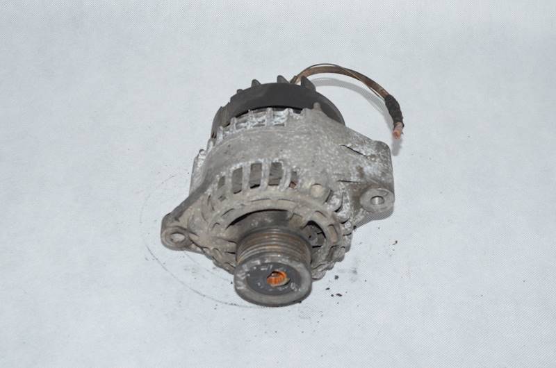 Alternator Opel Astra III H Signum Vectra C Zafira B 1.9 CDTI Z19DT Z19DTH