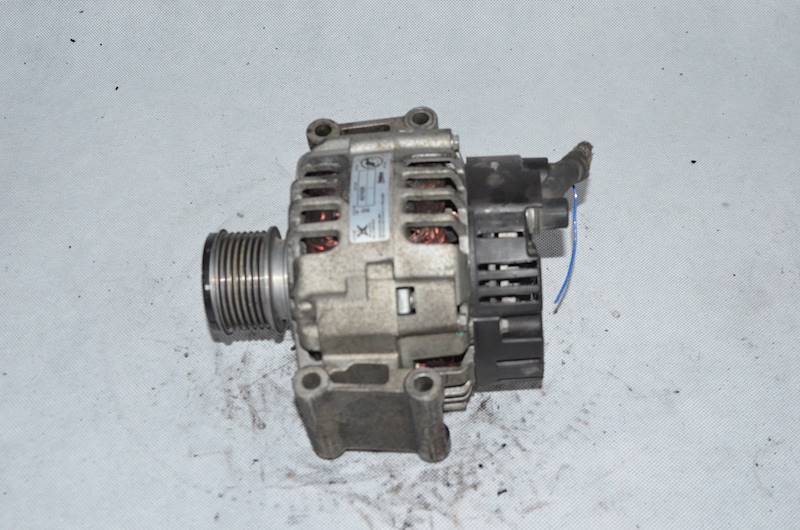Alternator Mercedes C W203 CLC CLK E-Klasa W211 1.8 KOMPRESSOR OM271 271946