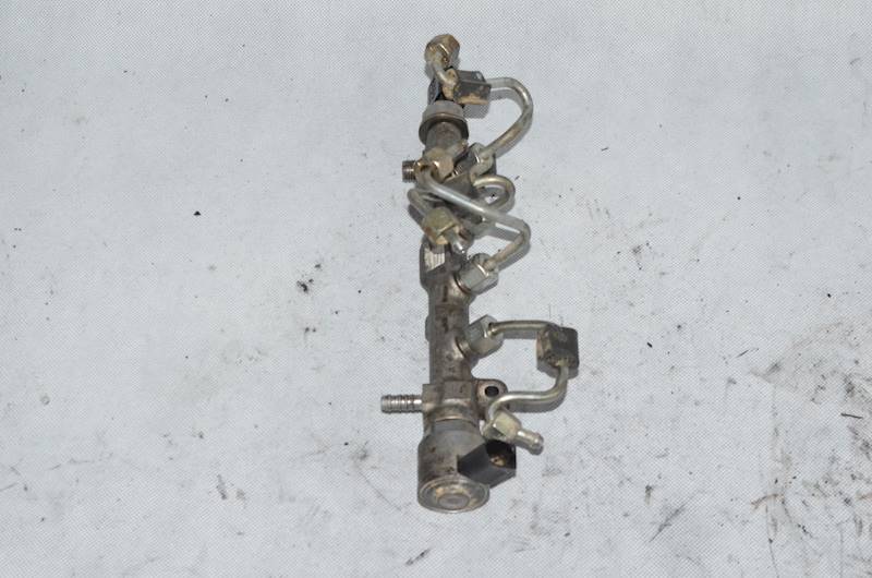Listwa wtryskowa VW Golf VII Skoda Octavia III 2.0 TDI 04L130764D DFT CFF