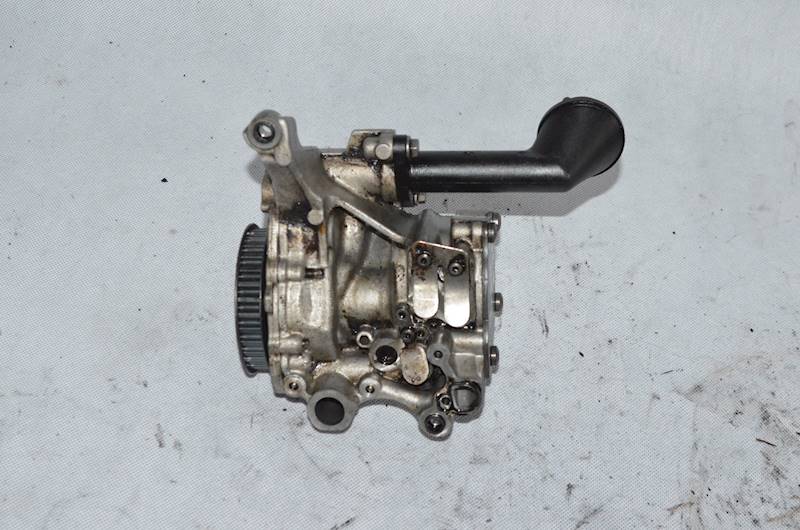 Pompa oleju VW Passat B8 Octavia SuperB III 2.0 TDI DFT DDA CRL 04L145208T