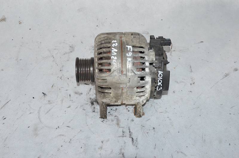 Alternator Renault Laguna Megane Scenic II Trafic II Vivaro A 1.9 DCI F9K