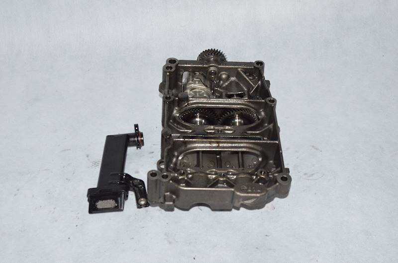 Wałki balansowe pompa oleju VW Golf VI Passat B6 Audi A4 A6 C6 Q5 2.0 TDI