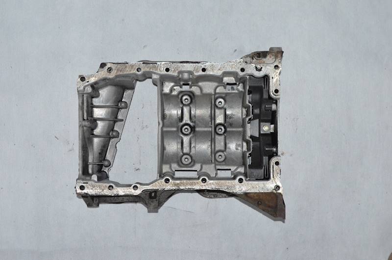 Miska olejowa Renault Trafic Opel Vivaro A Primastar 2.0 DCI M9R 8200600642
