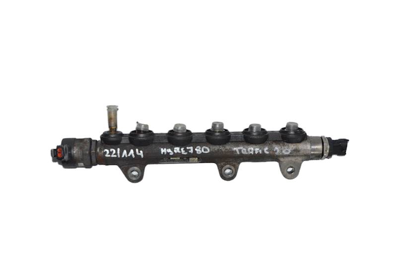 Listwa wtryskowa Renault Trafic II Opel Vivaro A 2.0 DCI 0445214153 M9R