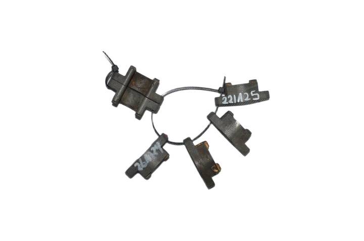 Łapka uchwyt wtryskiwaczy BMW X3 E83 X5 E53 E46 E60 E61 3.0 D M57 306D2