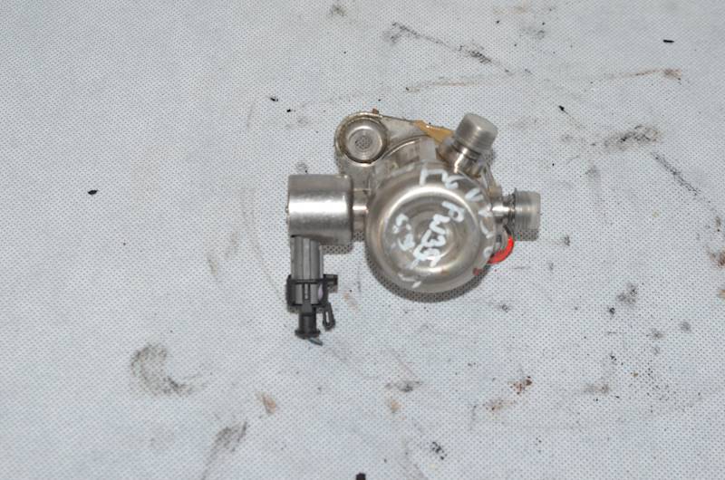 Pompa paliwa Ford Fiesta MK7 VII 1.0 EcoBoost 140 KM YYJG YYJE 0261520671 