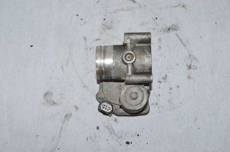 Przepustnica VW Polo IV Fox Skoda Fabia I Ibiza 1.2 6V BMD AWY A2C53060088